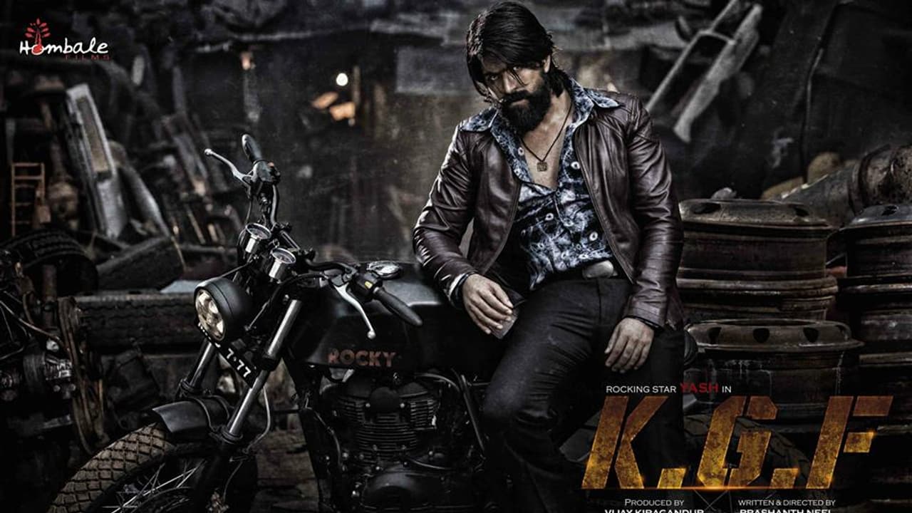 ಗಡ್ಡ ತೆಗೆಯಲು ರೆಡಿಯಾದ ರಾಕಿಂಗ್ ಸ್ಟಾರ್ ಯಶ್ ಗಡ್ಡ ತೆಗೆಯಲು ರೆಡಿಯಾದ ರಾಕಿಂಗ್ ಸ್ಟಾರ್ ಯಶ್