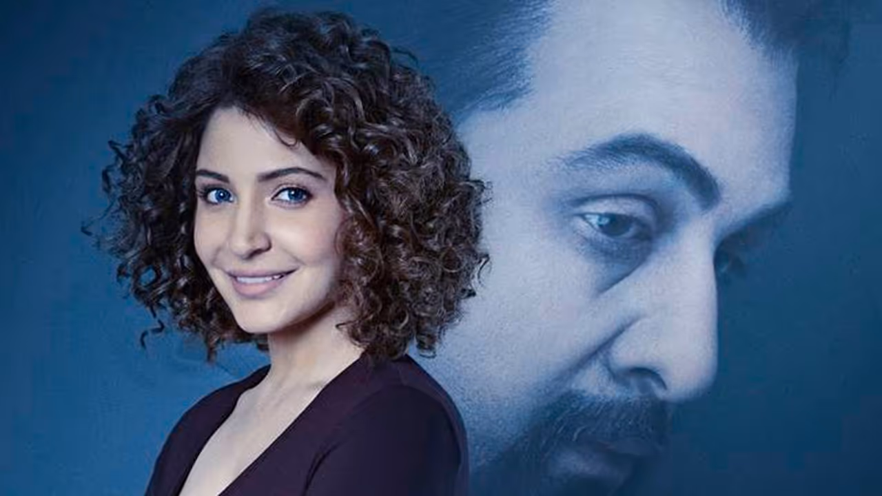 ಹೊಸ ಲುಕ್ನಲ್ಲಿ ಅನುಷ್ಕಾ ಶರ್ಮಾ ಮೋಡಿ ಹೊಸ ಲುಕ್ನಲ್ಲಿ ಅನುಷ್ಕಾ ಶರ್ಮಾ ಮೋಡಿ