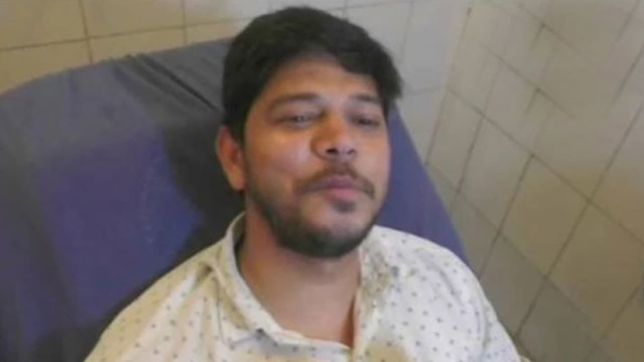 పసికందును కాపాడటానికి ఈ ముస్లిం యువకుడు ఏం చేశాడంటే... పసికందును కాపాడటానికి ఈ ముస్లిం యువకుడు ఏం చేశాడంటే...