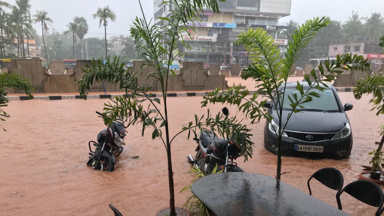 ವಾಯುಭಾರ ಕುಸಿತ: ಕರಾವಳಿಯಲ್ಲಿ ಆರೆಂಜ್, ದಕ್ಷಿಣದಲ್ಲಿ ಯೆಲ್ಲೋ ಅಲರ್ಟ್ ವಾಯುಭಾರ ಕುಸಿತ: ಕರಾವಳಿಯಲ್ಲಿ ಆರೆಂಜ್, ದಕ್ಷಿಣದಲ್ಲಿ ಯೆಲ್ಲೋ ಅಲರ್ಟ್