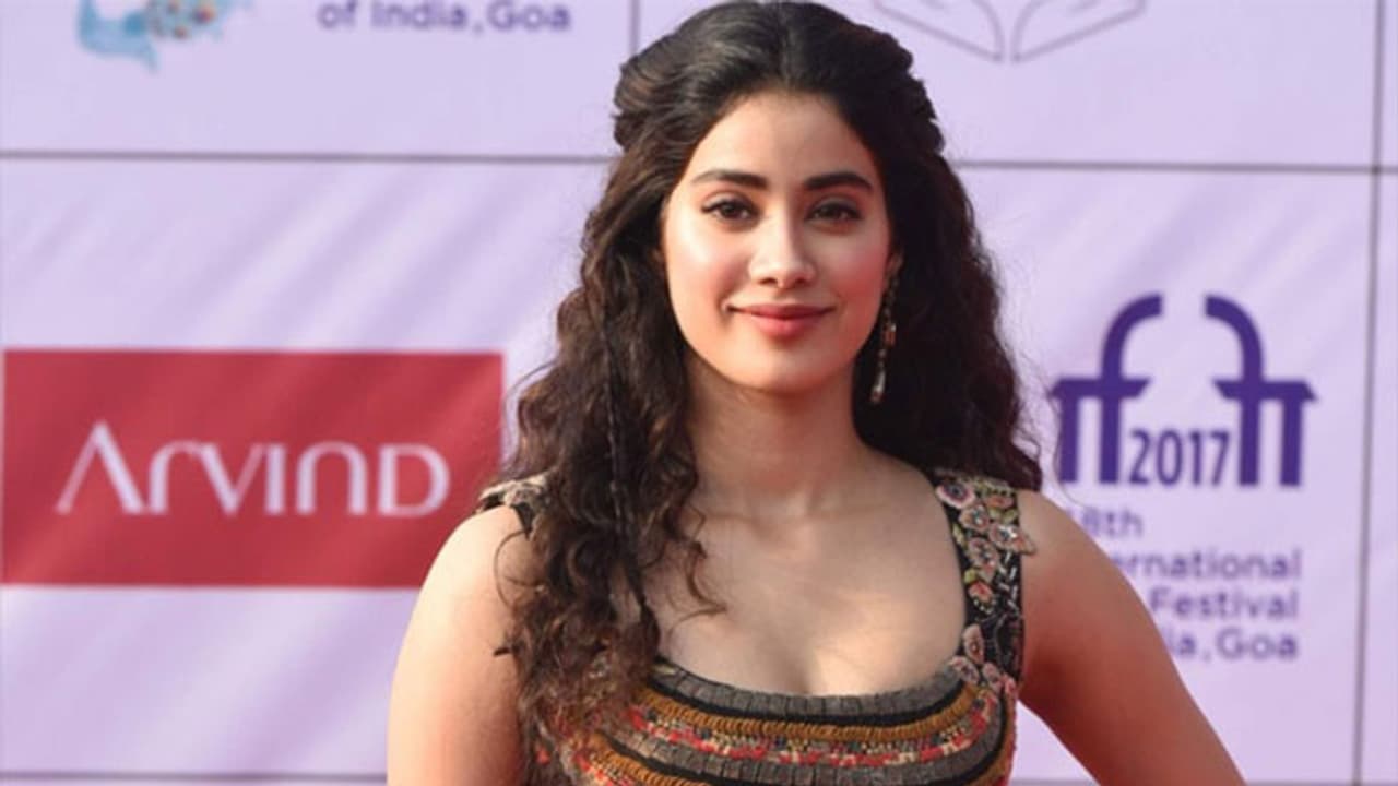 ఆ హీరో నన్ను గుర్తించాలని చాలా చేసేదాన్ని! ఆ హీరో నన్ను గుర్తించాలని చాలా చేసేదాన్ని!