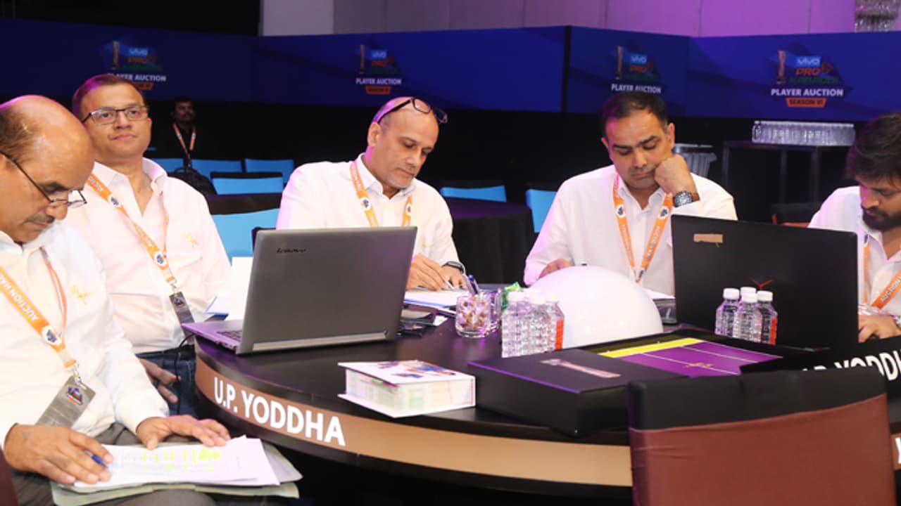 ಪ್ರೊ ಕಬಡ್ಡಿ: ಯುಪಿಗೆ ಮುಂಬೈ ಮೂಲದ ಕನ್ನಡಿಗ ಕ್ಯಾಪ್ಟನ್ ಪ್ರೊ ಕಬಡ್ಡಿ: ಯುಪಿಗೆ ಮುಂಬೈ ಮೂಲದ ಕನ್ನಡಿಗ ಕ್ಯಾಪ್ಟನ್