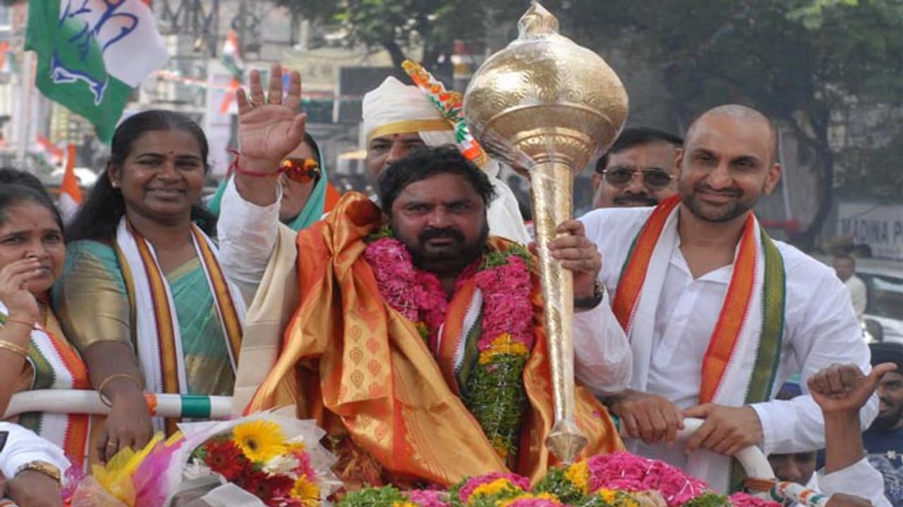 కాంగ్రెస్ వండిన అన్నం కేసిఆర్ తింటున్నడు : అంజన్ కుమార్ యాదవ్