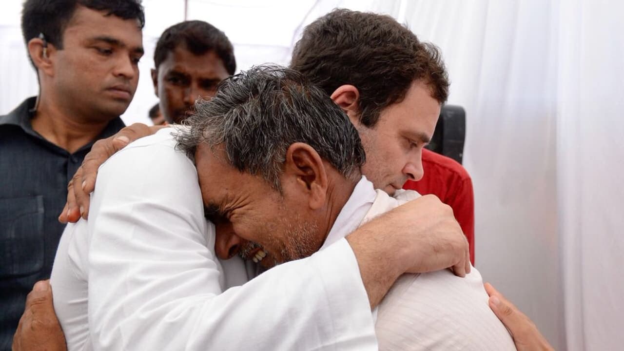 10 ದಿನದಲ್ಲಿ ರೈತರ ಸಾಲ ಮನ್ನಾ: ರಾಹುಲ್ ಘೋಷಣೆ..! 10 ದಿನದಲ್ಲಿ ರೈತರ ಸಾಲ ಮನ್ನಾ: ರಾಹುಲ್ ಘೋಷಣೆ..!