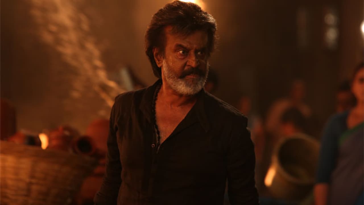 షాకింగ్: ఫేస్ బుక్ లో 'కాలా'! షాకింగ్: ఫేస్ బుక్ లో 'కాలా'!