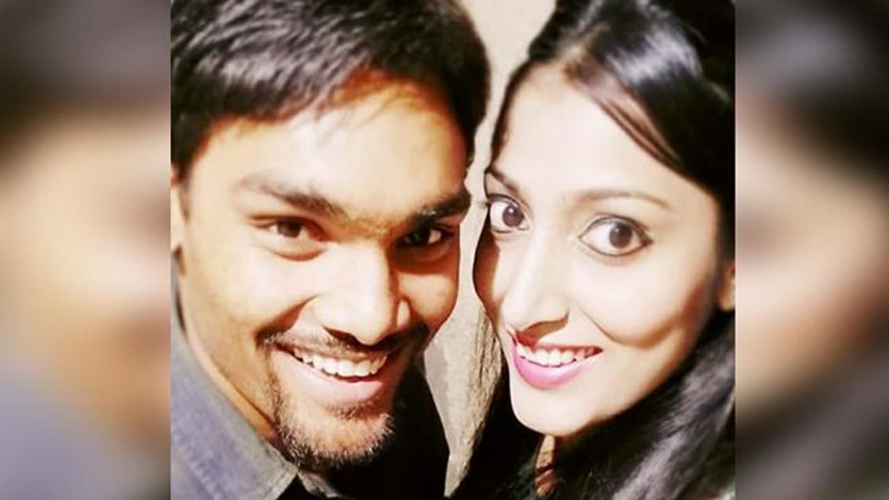 త్వరలో ఓ ఇంటివాడు కాబోతున్న ఐపిఎల్ స్టార్ బౌలర్ త్వరలో ఓ ఇంటివాడు కాబోతున్న ఐపిఎల్ స్టార్ బౌలర్