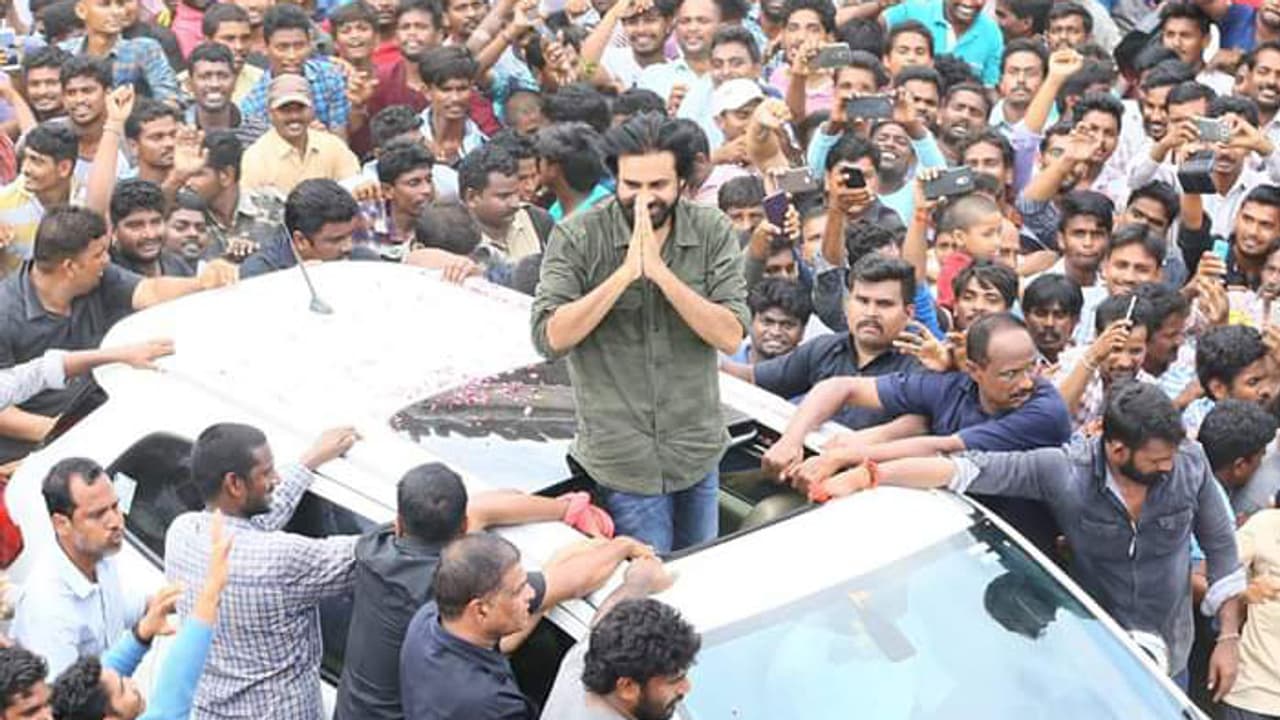 బాబులా చిచ్చు పెట్టను, జగన్ లా మాట మార్చను: పవన్