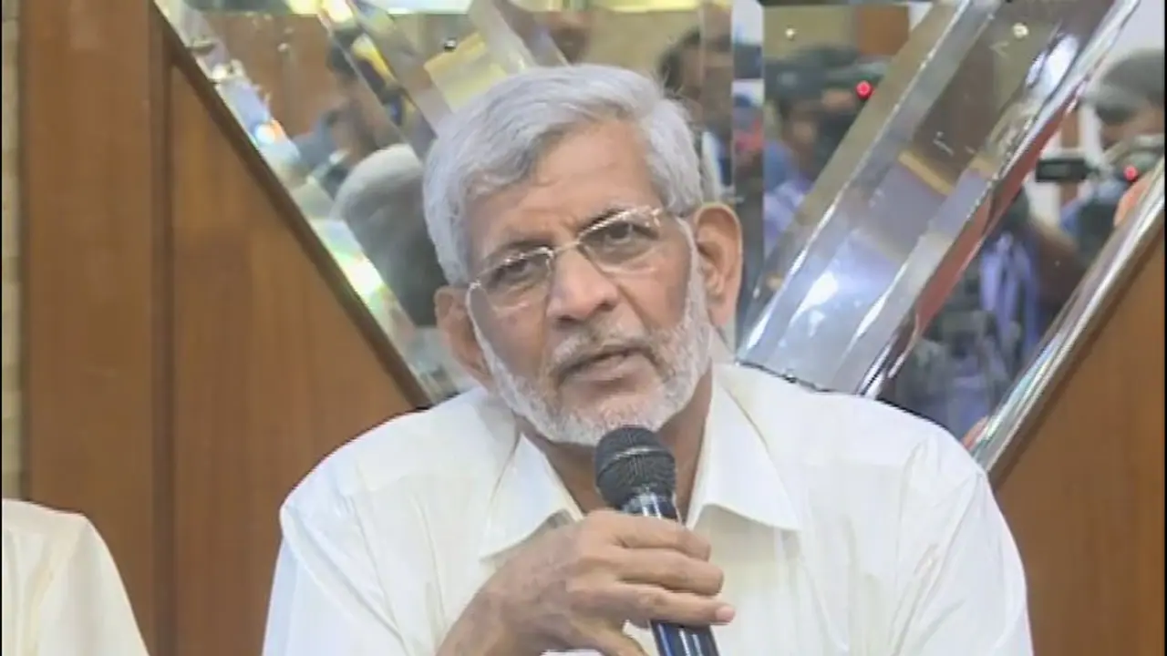 ಜಾಮದಾರ್ ಇಟ್ಟ ಮೂರು ಷರತ್ತಿಗೆ ಒಪ್ಪಿಕೊಳ್ಳುತ್ತಾ ವೀರಶೈವ ಮಹಾಸಭಾ? ಜಾಮದಾರ್ ಇಟ್ಟ ಮೂರು ಷರತ್ತಿಗೆ ಒಪ್ಪಿಕೊಳ್ಳುತ್ತಾ ವೀರಶೈವ ಮಹಾಸಭಾ?