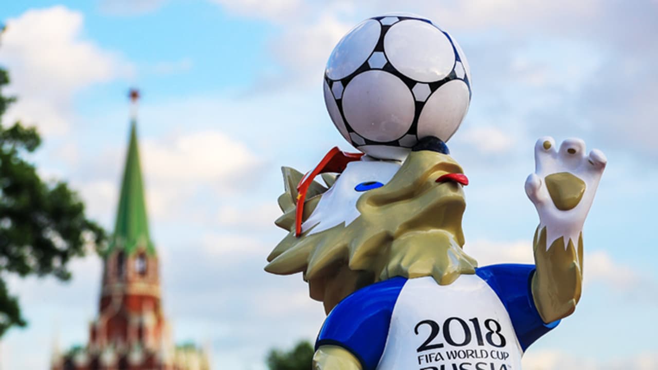 ಫಿಫಾ ವಿಶ್ವಕಪ್: ಈ ಬಾರಿ ಯಾರ ಮುಡಿಗೆ ಚಾಂಪಿಯನ್ ಪಟ್ಟ? ಫಿಫಾ ವಿಶ್ವಕಪ್: ಈ ಬಾರಿ ಯಾರ ಮುಡಿಗೆ ಚಾಂಪಿಯನ್ ಪಟ್ಟ?