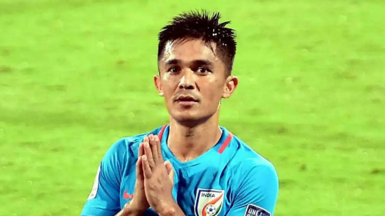 പ്രതിഷേധം ഫലം കണ്ടു; ഏഷ്യന് ഗെയിംസില് കളിക്കാന് ഇന്ത്യന് ഫുട്ബോൾ ടീമിന് അനുമതി പ്രതിഷേധം ഫലം കണ്ടു; ഏഷ്യന് ഗെയിംസില് കളിക്കാന് ഇന്ത്യന് ഫുട്ബോൾ ടീമിന് അനുമതി