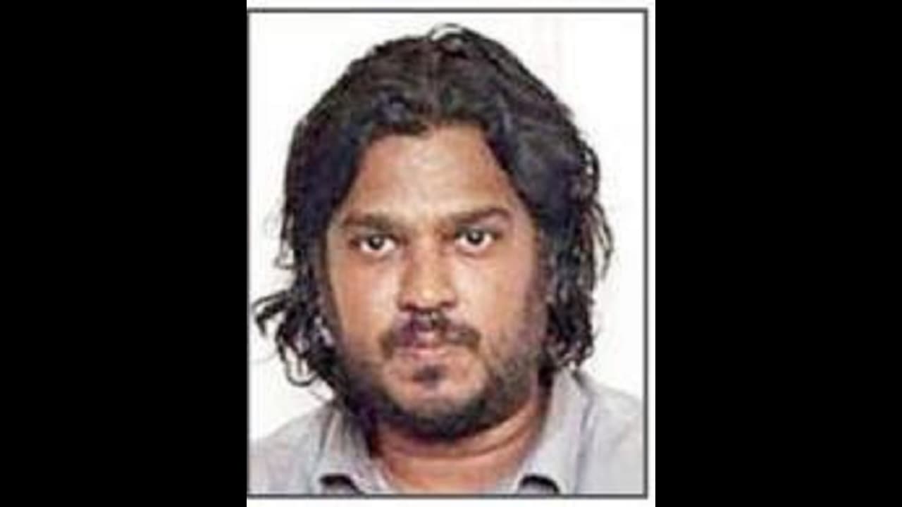 ರಾಜಧಾನಿ ಬೆಂಗಳೂರಿಗೂ ಅಂಟಿತೆ ನಕ್ಸಲ್ ನಂಟು? ರಾಜಧಾನಿ ಬೆಂಗಳೂರಿಗೂ ಅಂಟಿತೆ ನಕ್ಸಲ್ ನಂಟು?