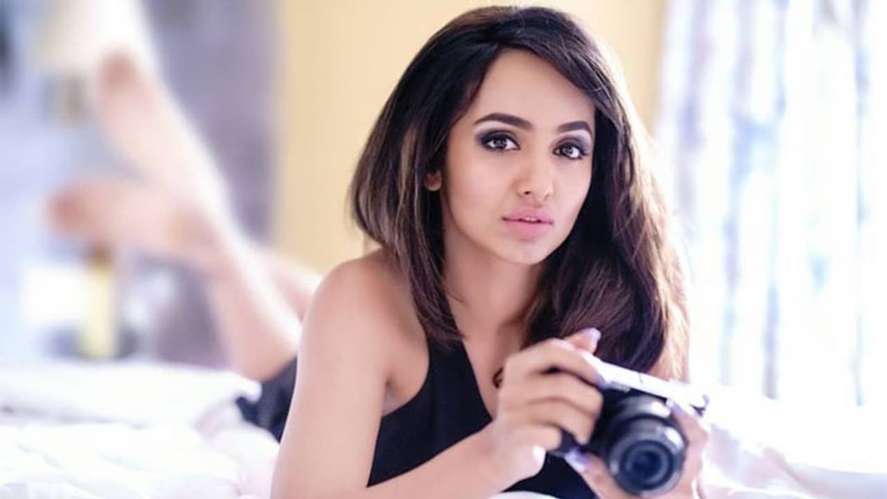 బిగ్ బాస్2: తేజస్వి ఎలిమినేట్ కానుందా..? బిగ్ బాస్2: తేజస్వి ఎలిమినేట్ కానుందా..?