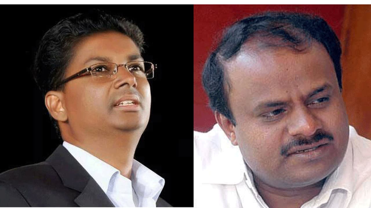 ಮುಖ್ಯಮಂತ್ರಿ ಭೇಟಿಯಾದ ಜಾರಕಿಹೊಳಿ : ಮಹತ್ವದ ಚರ್ಚೆ ಮುಖ್ಯಮಂತ್ರಿ ಭೇಟಿಯಾದ ಜಾರಕಿಹೊಳಿ : ಮಹತ್ವದ ಚರ್ಚೆ