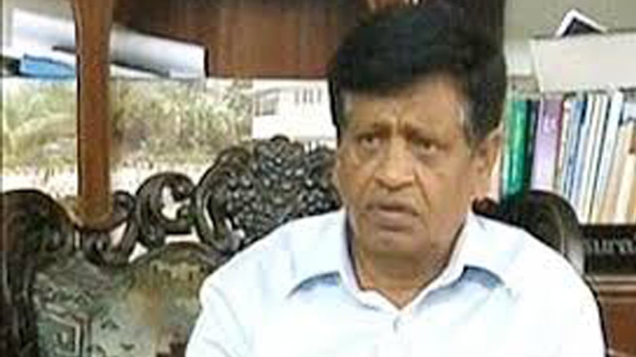 రాయలసీమ: మైసురా రెడ్డి సంచలన వ్యాఖ్యలు రాయలసీమ: మైసురా రెడ్డి సంచలన వ్యాఖ్యలు