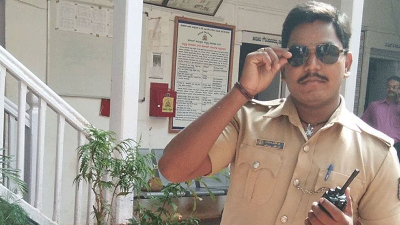 ಮುಖ್ಯಮಂತ್ರಿ ವಿರುದ್ಧ ಪೋಸ್ಟ್ : ಪೊಲೀಸ್ ಪೇದೆ ಅಮಾನತು ಮುಖ್ಯಮಂತ್ರಿ ವಿರುದ್ಧ ಪೋಸ್ಟ್ : ಪೊಲೀಸ್ ಪೇದೆ ಅಮಾನತು