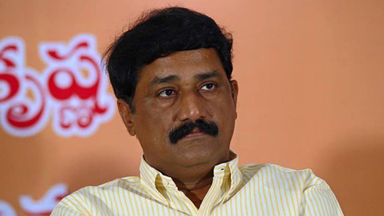 విశాఖ ఉద్యమానికి కేటీఆర్ మద్దతు: ధన్యవాదాలు తెలిపిన గంటా విశాఖ ఉద్యమానికి కేటీఆర్ మద్దతు: ధన్యవాదాలు తెలిపిన గంటా