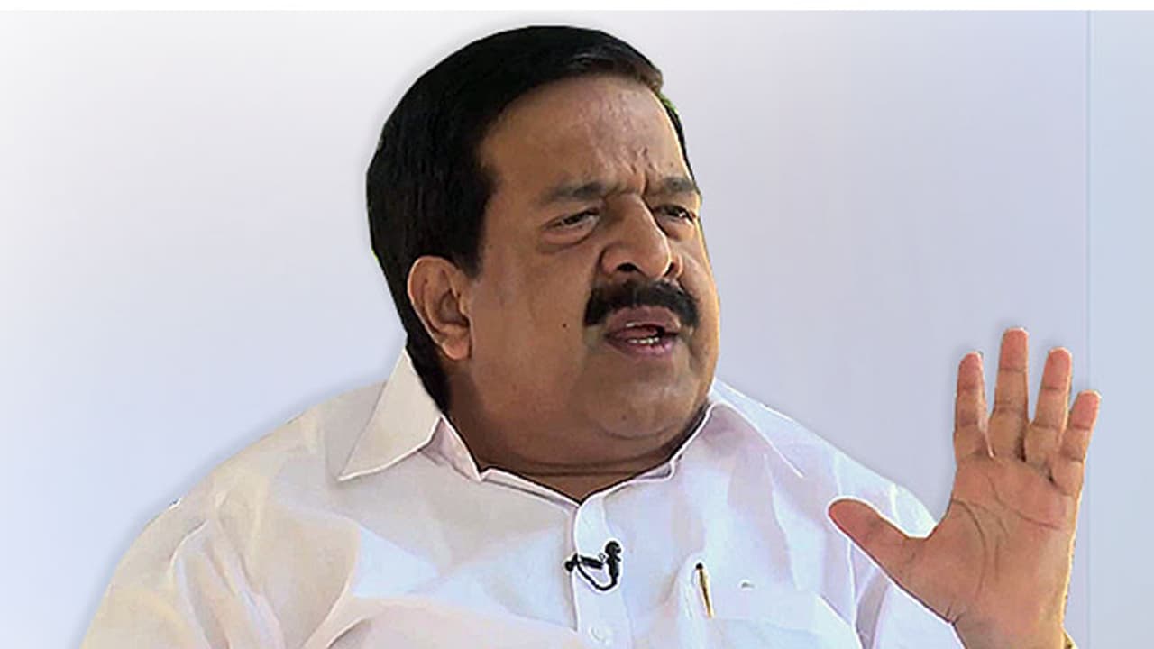 Kerala's Opposition Leader Ramesh Chennithala asks for CBI probe into Jesna's case Kerala's Opposition Leader Ramesh Chennithala asks for CBI probe into Jesna's case