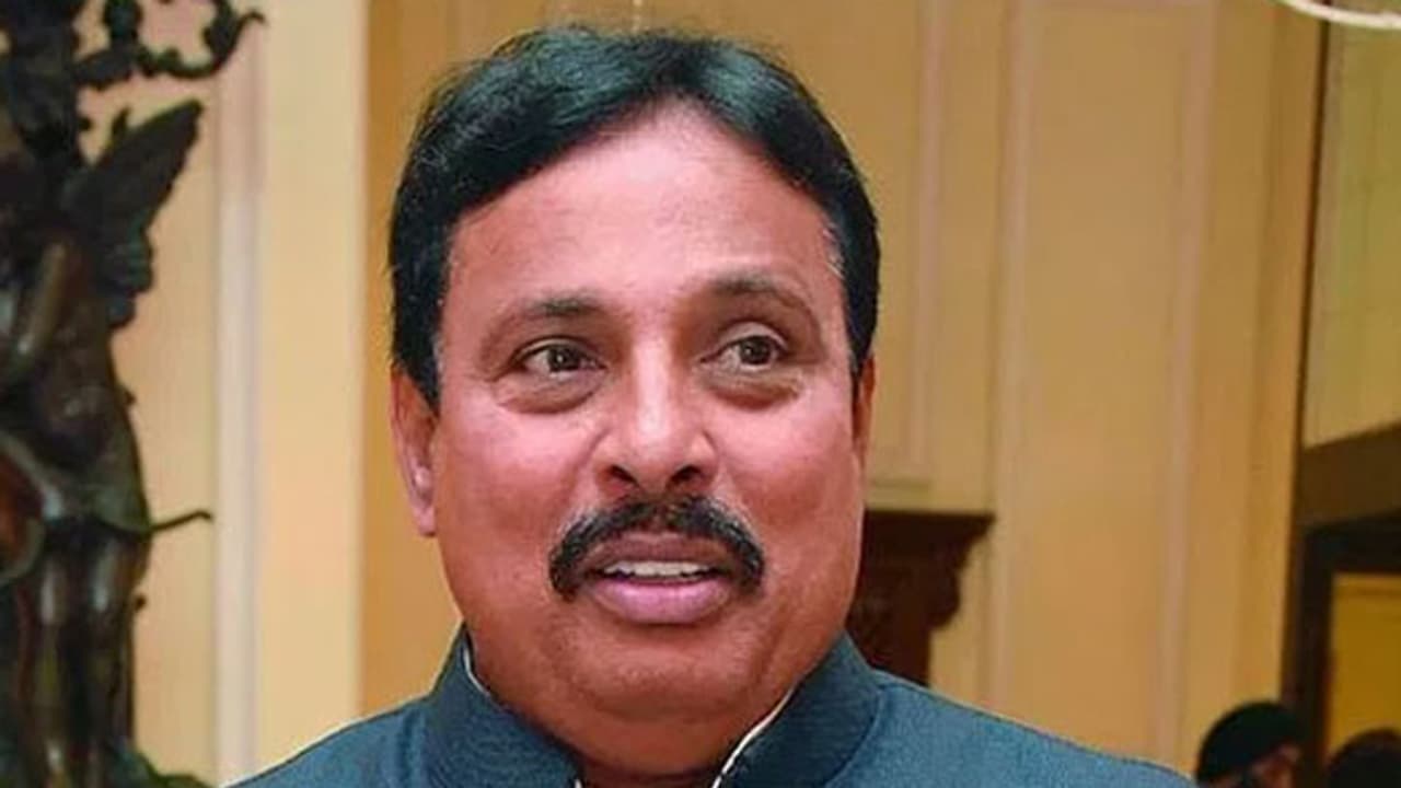 బిఆర్ఎస్ ఎమ్మెల్యే బారినుండి కాపాడండి మహాప్రభో..!: ప్రజావాణిలో ఫిర్యాదుల వెల్లువ