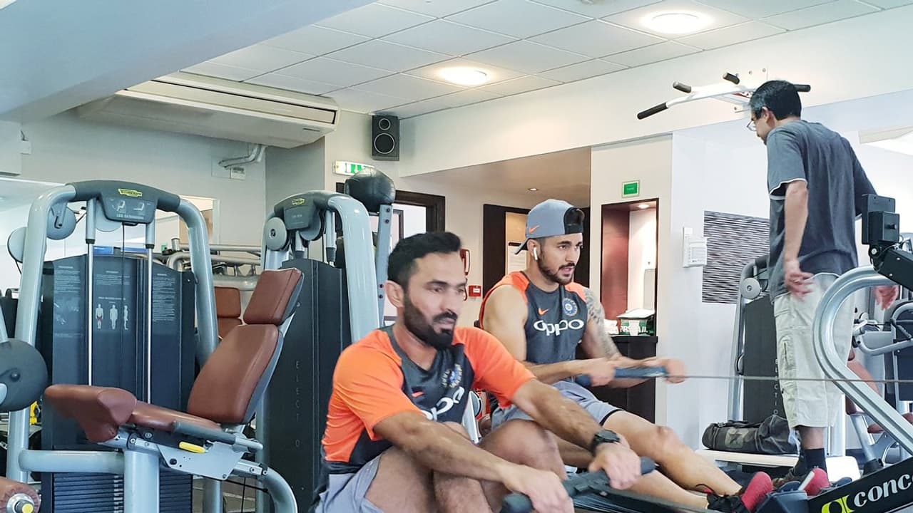 ಐರ್ಲೆಂಡ್ ಪಂದ್ಯಕ್ಕಾಗಿ ಟೀಂ ಇಂಡಿಯಾ ಜಿಮ್ನಲ್ಲಿ ಕಸರತ್ತು ಐರ್ಲೆಂಡ್ ಪಂದ್ಯಕ್ಕಾಗಿ ಟೀಂ ಇಂಡಿಯಾ ಜಿಮ್ನಲ್ಲಿ ಕಸರತ್ತು