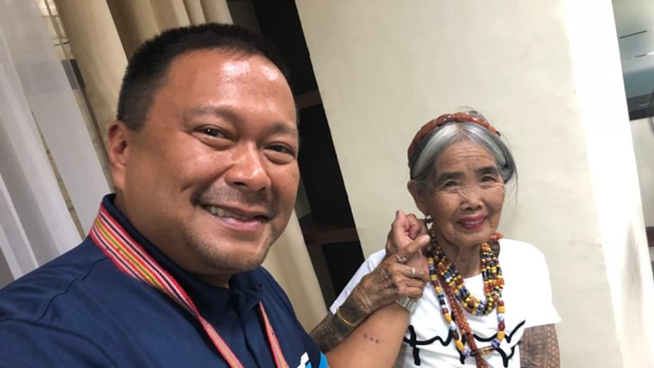 102 ವರ್ಷದ ಸಾಧಕಿಗೆ ಗೌರವ, ಯಾರು ಈ ಟ್ಯಾಟೂ ಕಲಾವಿದೆ? 102 ವರ್ಷದ ಸಾಧಕಿಗೆ ಗೌರವ, ಯಾರು ಈ ಟ್ಯಾಟೂ ಕಲಾವಿದೆ?