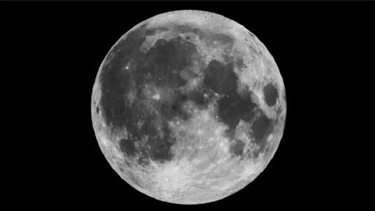 ಇಡೀ ಜಗತ್ತನ್ನು ಬೆಚ್ಚಿ ಬೀಳಿಸಲಿರುವ ಇಸ್ರೋ: ಏನ್ಮಾಡಲಿದೆ ಗೊತ್ತಾ? ಇಡೀ ಜಗತ್ತನ್ನು ಬೆಚ್ಚಿ ಬೀಳಿಸಲಿರುವ ಇಸ್ರೋ: ಏನ್ಮಾಡಲಿದೆ ಗೊತ್ತಾ?