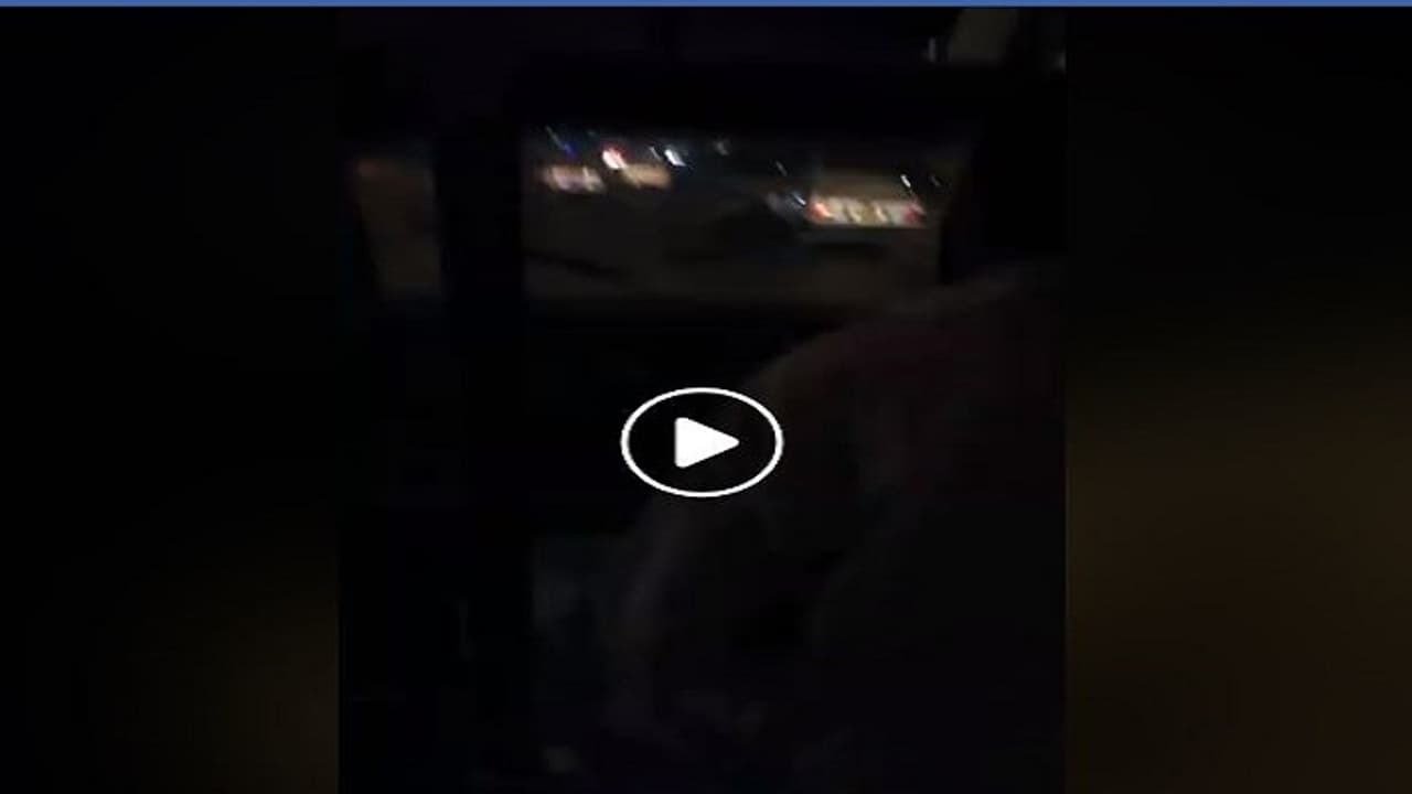 ಆಟೋದಲ್ಲೇ ಚಾಲಕನಿಂದ ಹಸ್ತಮೈಥುನ: ವಿಡಿಯೋ ವೈರಲ್! ಆಟೋದಲ್ಲೇ ಚಾಲಕನಿಂದ ಹಸ್ತಮೈಥುನ: ವಿಡಿಯೋ ವೈರಲ್!