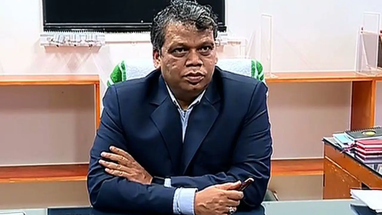 അതിഥി തൊഴിലാളികളുടെ മടക്കം: സംഘര്ഷങ്ങള് തടയാന് നിര്ദ്ദേശം അതിഥി തൊഴിലാളികളുടെ മടക്കം: സംഘര്ഷങ്ങള് തടയാന് നിര്ദ്ദേശം