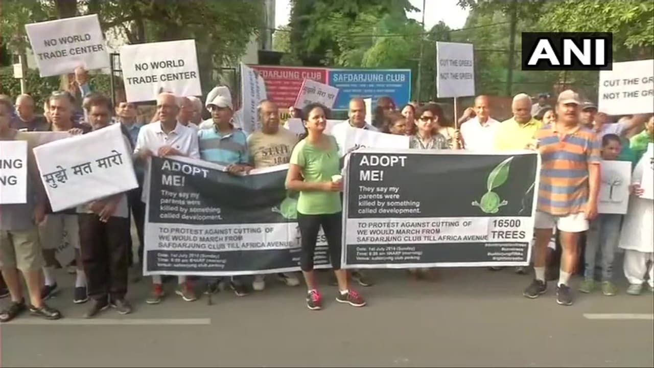 ఢిల్లీ మరణాల వెనక తాంత్రిక కోణం: 11 పైపులు పెట్టింది అతనే ఢిల్లీ మరణాల వెనక తాంత్రిక కోణం: 11 పైపులు పెట్టింది అతనే