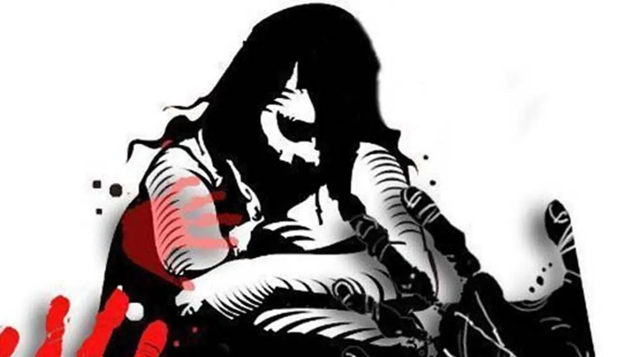 మైనర్ బాలికపై అత్యాచారం, మనస్థాపంతో ఆత్మహత్య