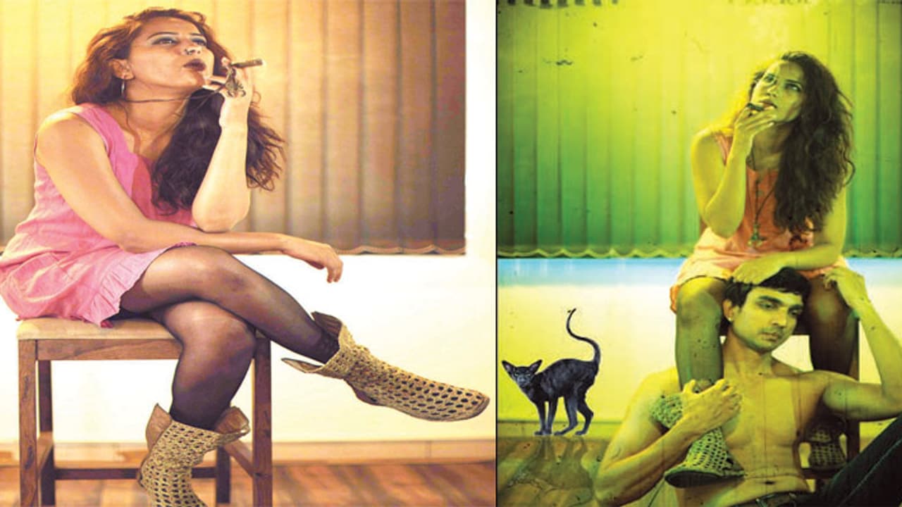 ಜಬರ್’ದಸ್ತಾಗಿ ಗಾಂಜಾ ಹೊಡೆಯುತ್ತಾರೆ ಅಕ್ಷತಾ ಪಾಂಡವಪುರ ಜಬರ್’ದಸ್ತಾಗಿ ಗಾಂಜಾ ಹೊಡೆಯುತ್ತಾರೆ ಅಕ್ಷತಾ ಪಾಂಡವಪುರ