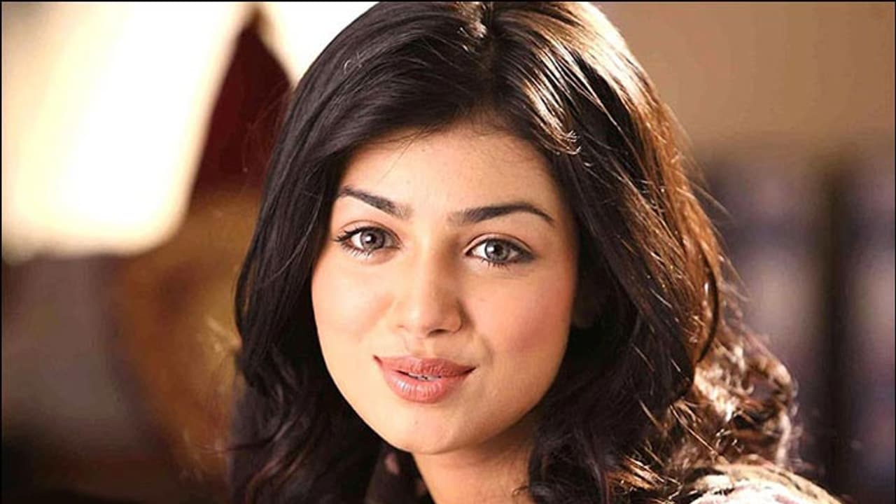 শাহরুখকেই অনুসরণ করলেন আয়েশা, কোয়ারেন্টাইনের জন্য খুলে দিলেন পাঁচতারা হোটেলের দরজা শাহরুখকেই অনুসরণ করলেন আয়েশা, কোয়ারেন্টাইনের জন্য খুলে দিলেন পাঁচতারা হোটেলের দরজা