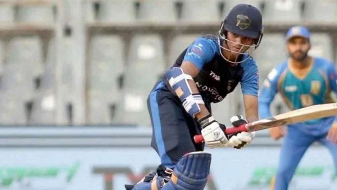 ಪಾನಿಪುರಿ ಮಾರುತ್ತಿದ್ದವ ಈಗ ಭಾರತ ಕ್ರಿಕೆಟಿಗ! ಪಾನಿಪುರಿ ಮಾರುತ್ತಿದ್ದವ ಈಗ ಭಾರತ ಕ್ರಿಕೆಟಿಗ!