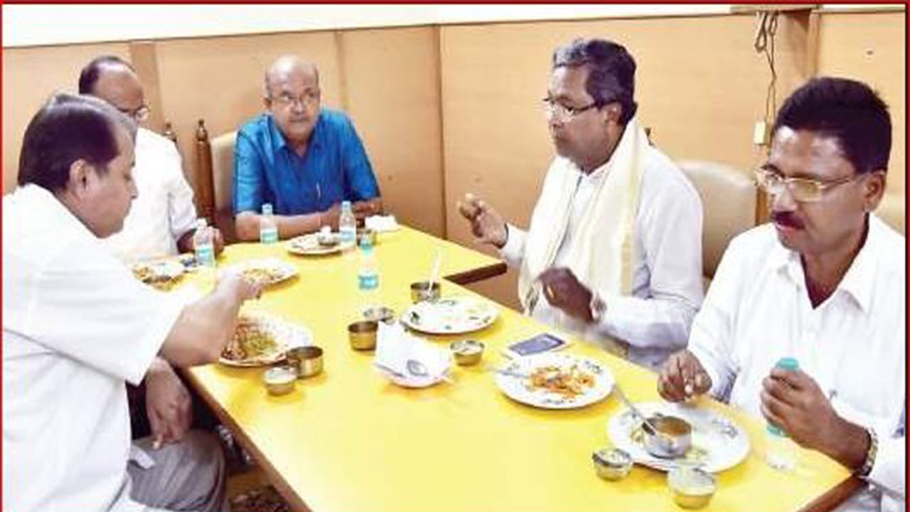 ವಯಸ್ಸಾದ ಕಾರಣ ಚುನಾವಣೆಯಿಂದ ನಿವೃತ್ತಿ ವಯಸ್ಸಾದ ಕಾರಣ ಚುನಾವಣೆಯಿಂದ ನಿವೃತ್ತಿ