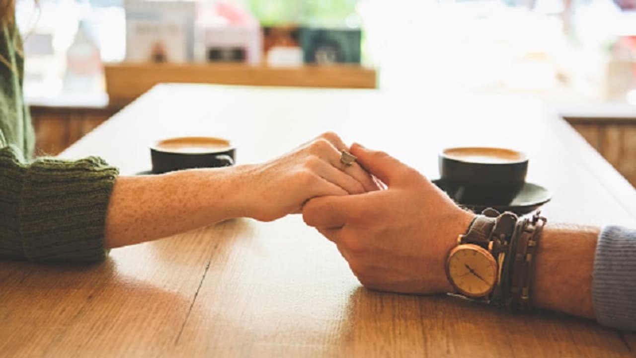 ಲವ್ವಾ? ಹೀಗೂ ಎಕ್ಸ್ಪ್ರೆಸ್ ಮಾಡ್ಬಹುದು ನೋಡಿ... ಲವ್ವಾ? ಹೀಗೂ ಎಕ್ಸ್ಪ್ರೆಸ್ ಮಾಡ್ಬಹುದು ನೋಡಿ...