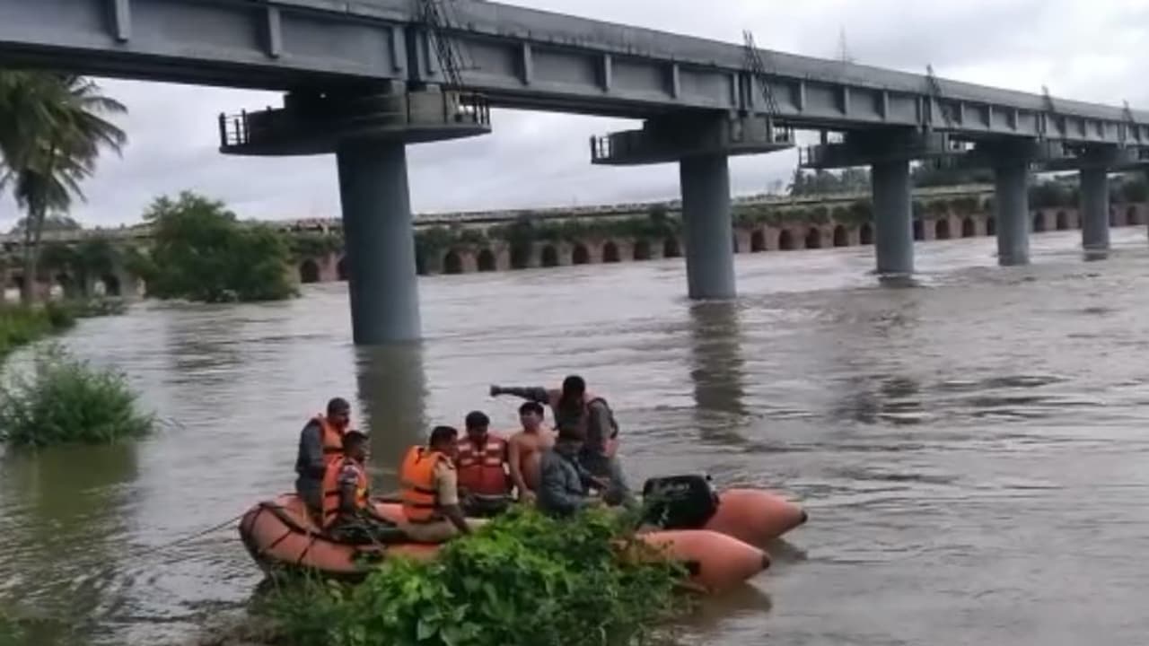 ಚಾಲೆಂಜ್ ಮಾಡಿ ನದಿಗೆ ಹಾರಿದ ಯುವಕ ನಾಪತ್ತೆ