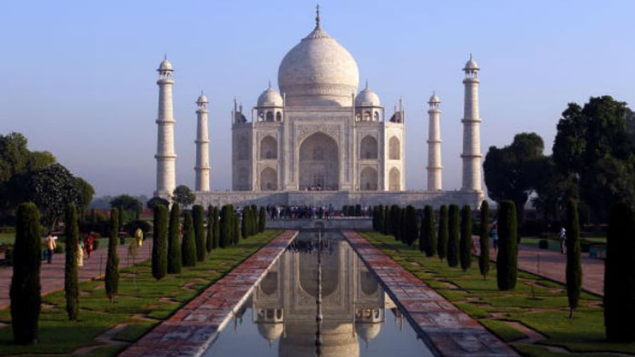 ತಾಜ್ ಸಂರಕ್ಷಣೆಗೆ ವರದಿ ಸಿದ್ಧಪಡಿಸಿ: ಸುಪ್ರೀಂ ಆದೇಶ ತಾಜ್ ಸಂರಕ್ಷಣೆಗೆ ವರದಿ ಸಿದ್ಧಪಡಿಸಿ: ಸುಪ್ರೀಂ ಆದೇಶ