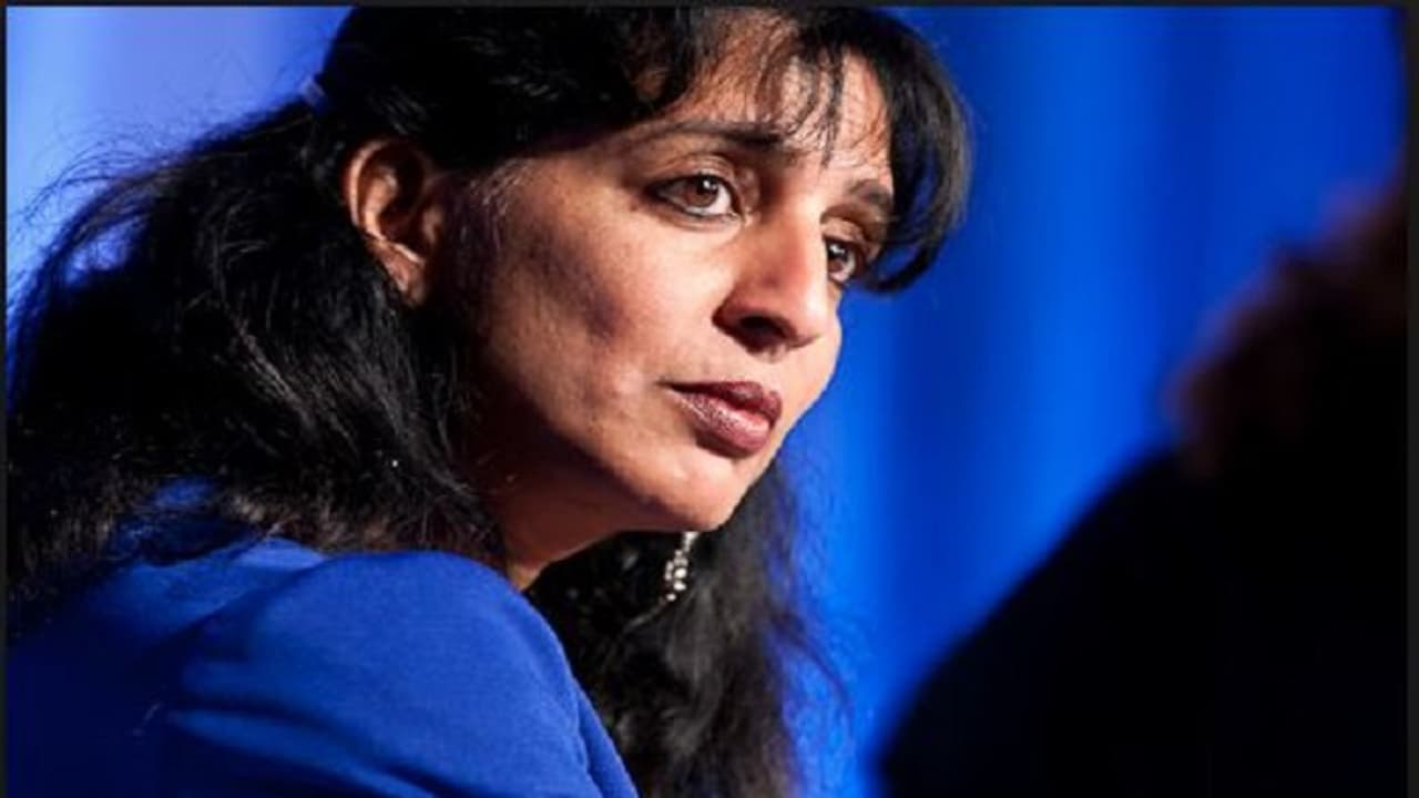 ಅಮೆರಿಕದ ಶ್ರೀಮಂತ ಸೆಲ್ಫ್ ಮೇಡ್ ಮಹಿಳೆ ಜಯಶ್ರೀ ಉಲ್ಲಾಳ್, 18 ಸಾವಿರ ಕೋಟಿ ರೂ. ಒಡತಿಯಾಗಿದ್ದು ಹೇಗೆ? ಅಮೆರಿಕದ ಶ್ರೀಮಂತ ಸೆಲ್ಫ್ ಮೇಡ್ ಮಹಿಳೆ ಜಯಶ್ರೀ ಉಲ್ಲಾಳ್, 18 ಸಾವಿರ ಕೋಟಿ ರೂ. ಒಡತಿಯಾಗಿದ್ದು ಹೇಗೆ?