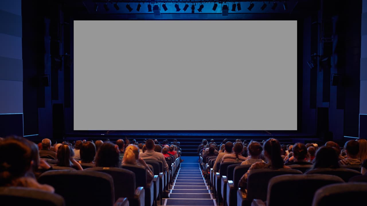 ಗಾಂಧೀನಗರದಲ್ಲಿ ಸಿನಿಮಾಗಳಿಗೆ ಬರವಿಲ್ಲ; ಪ್ರೇಕ್ಷಕರು ಬರಲ್ಲ! ಗಾಂಧೀನಗರದಲ್ಲಿ ಸಿನಿಮಾಗಳಿಗೆ ಬರವಿಲ್ಲ; ಪ್ರೇಕ್ಷಕರು ಬರಲ್ಲ!