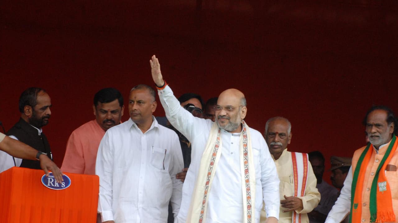 ರಾಹುಲ್ಗೆ ಹಿಂಗಾರು, ಮುಂಗಾರು ವ್ಯತ್ಯಾಸ ಗೊತ್ತಿರೋದೆ ಡೌಟ್: ಶಾ ರಾಹುಲ್ಗೆ ಹಿಂಗಾರು, ಮುಂಗಾರು ವ್ಯತ್ಯಾಸ ಗೊತ್ತಿರೋದೆ ಡೌಟ್: ಶಾ