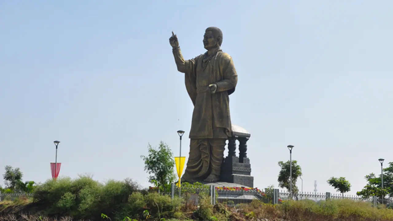 సీఎం కేసీఆర్ సారథ్యంలో రవీంద్రభారతి బసవేశ్వర జయంతి వేడుకలు.. కర్ణాటక ఎన్నికల నేపథ్యంలో ఆసక్తి సీఎం కేసీఆర్ సారథ్యంలో రవీంద్రభారతి బసవేశ్వర జయంతి వేడుకలు.. కర్ణాటక ఎన్నికల నేపథ్యంలో ఆసక్తి