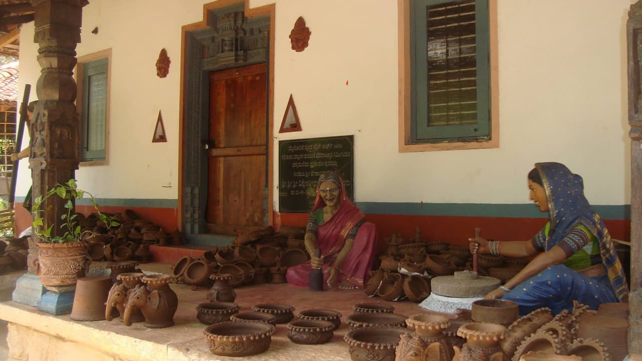 ರಾಮನಗರ : ಜಾನಪದ ಕಲಾ ದರ್ಶನ ಹೆಸರಿನಲ್ಲಿ ಪ್ಯಾಕೇಜ್ ಟೂರ್ ರಾಮನಗರ : ಜಾನಪದ ಕಲಾ ದರ್ಶನ ಹೆಸರಿನಲ್ಲಿ ಪ್ಯಾಕೇಜ್ ಟೂರ್