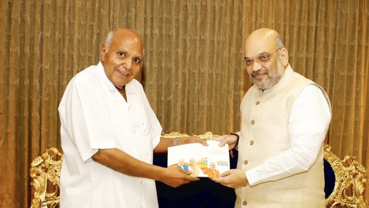 రామోజీ ఇంటికి అమిత్షా.. టీడీపీ శ్రేణుల్లో కలవరం.. ఏం జరగబోతోంది రామోజీ ఇంటికి అమిత్షా.. టీడీపీ శ్రేణుల్లో కలవరం.. ఏం జరగబోతోంది