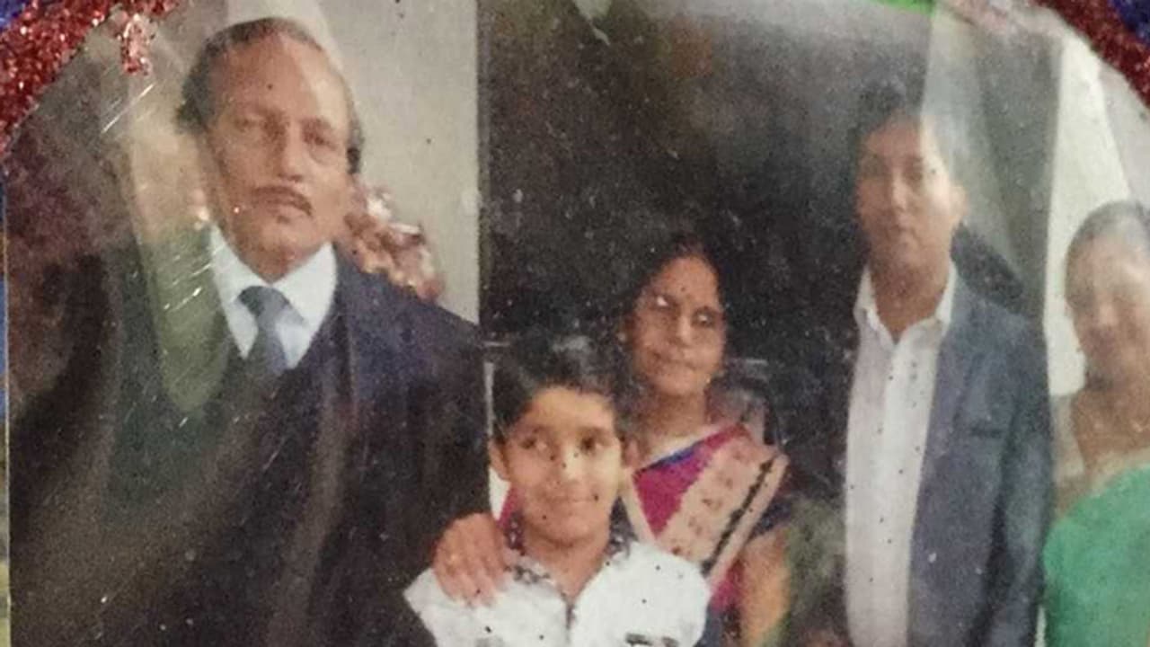 అచ్చం ఢిల్లీలో లాగే.. జార్ఖండ్లో ఆరుగురు కుటుంబసభ్యుల సామూహిక ఆత్మహత్య అచ్చం ఢిల్లీలో లాగే.. జార్ఖండ్లో ఆరుగురు కుటుంబసభ్యుల సామూహిక ఆత్మహత్య