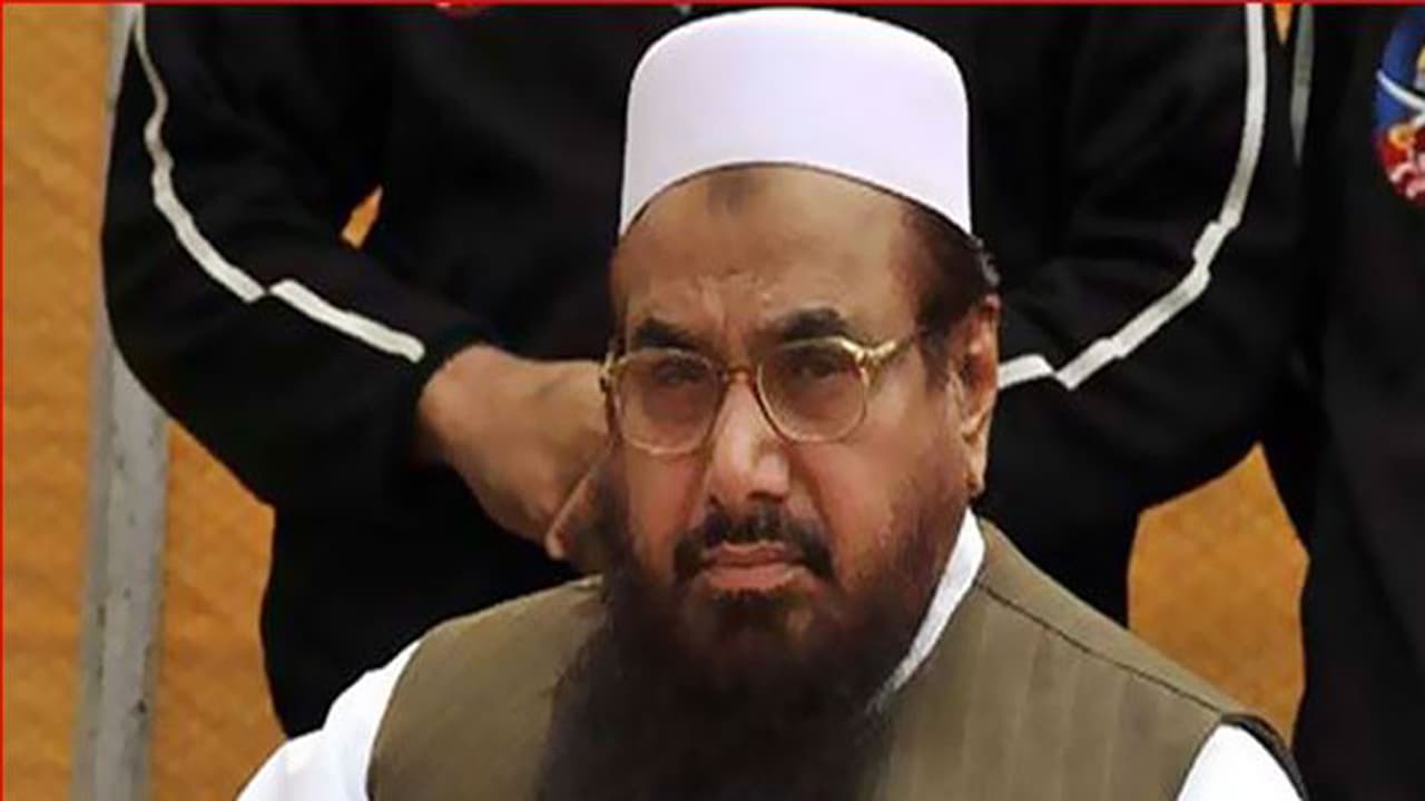 ಹಫೀಜ್ ಸಯೀದ್'ಗೆ ಶಾಕ್ ಕೊಟ್ಟ ಮಾರ್ಕ್ ಜುಕರ್ ಬರ್ಗ್ ಹಫೀಜ್ ಸಯೀದ್'ಗೆ ಶಾಕ್ ಕೊಟ್ಟ ಮಾರ್ಕ್ ಜುಕರ್ ಬರ್ಗ್