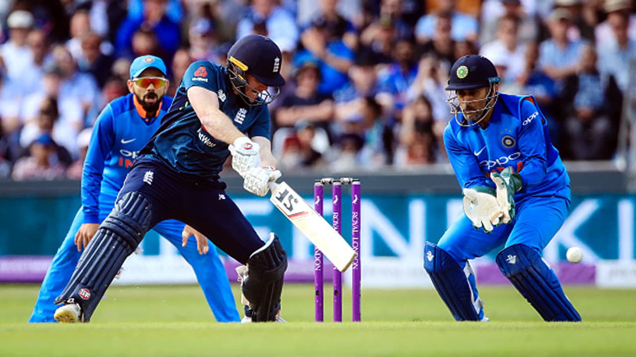 तीसरे वनडे में 8 विकेट से हारकर भारत ने गंवाई सीरीज तीसरे वनडे में 8 विकेट से हारकर भारत ने गंवाई सीरीज