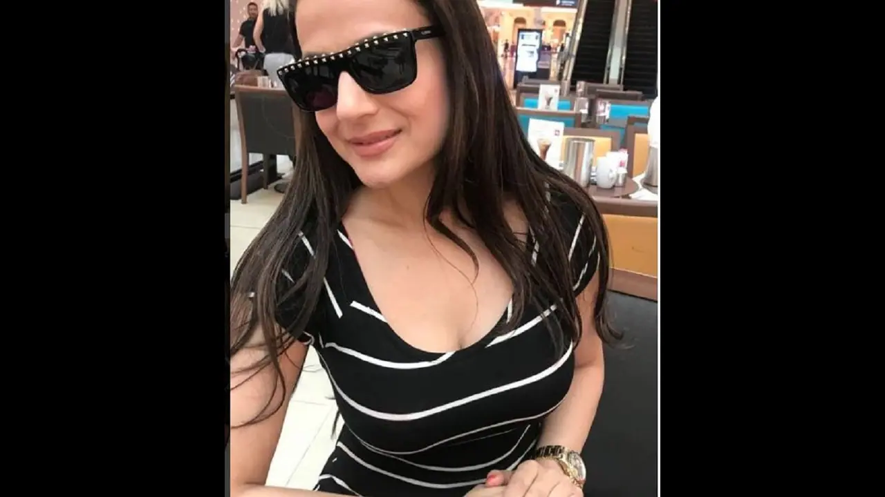 ನಾಚಿಕೆಯಾಗಬೇಕು... ಅಮೀಶಾ ಪ್ರೈವೇಟ್ ಪಾರ್ಟ್ಸ್ ಬಗ್ಗೆ ಹೀಗಾ ಬರೆಯೋದು! ನಾಚಿಕೆಯಾಗಬೇಕು... ಅಮೀಶಾ ಪ್ರೈವೇಟ್ ಪಾರ್ಟ್ಸ್ ಬಗ್ಗೆ ಹೀಗಾ ಬರೆಯೋದು!