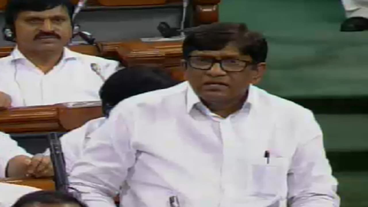 సింగరేణి నిర్వీర్యానికి కుట్ర ఇలా.. వేలం పాటతో స్కెచ్ , టెండర్ షెడ్యూల్ ఇదే : వినోద్ కుమార్ సింగరేణి నిర్వీర్యానికి కుట్ర ఇలా.. వేలం పాటతో స్కెచ్ , టెండర్ షెడ్యూల్ ఇదే : వినోద్ కుమార్