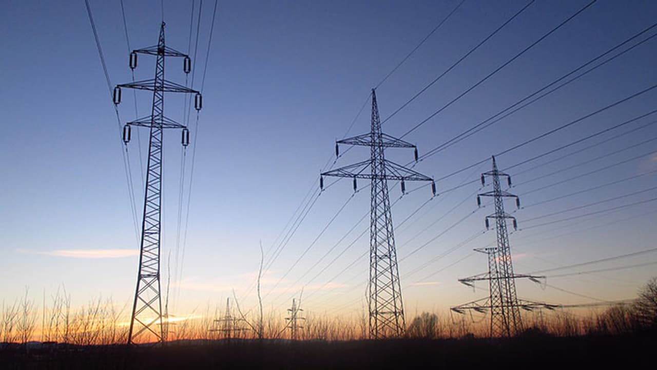 കറണ്ട് കട്ടാകാൻ എഡിഎംഎസ് സംവിധാനം, തകര്‍ന്നാൽ രാജ്യം തന്നെ ഇരുട്ടിൽ, ജീവനക്കാരെ ശത്രുവായി കാണരുതെന്ന് കെഎസ്ഇബി