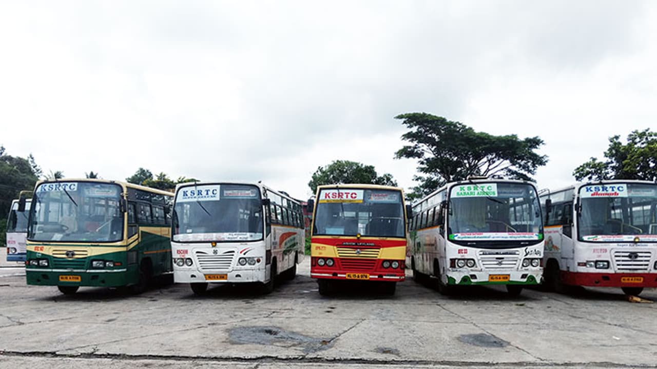 കാൻറീനിലെ മലിനജലം ബസ് ഡിപ്പോയിലേക്ക്: മനുഷ്യാവകാശ കമ്മീഷൻ അന്വേഷണത്തിന് ഉത്തരവിട്ടു കാൻറീനിലെ മലിനജലം ബസ് ഡിപ്പോയിലേക്ക്: മനുഷ്യാവകാശ കമ്മീഷൻ അന്വേഷണത്തിന് ഉത്തരവിട്ടു