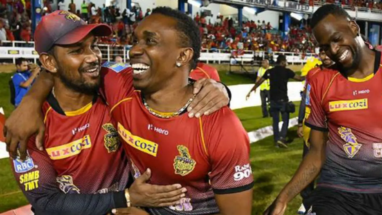 Dwayne Bravo dazzles with English version of KKR's iconic anthem 'Korbo Lorbo Jeetbo Re' Dwayne Bravo dazzles with English version of KKR's iconic anthem 'Korbo Lorbo Jeetbo Re'